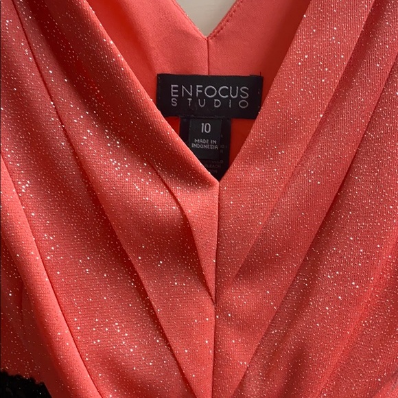 Dress - Picture 2 of 4